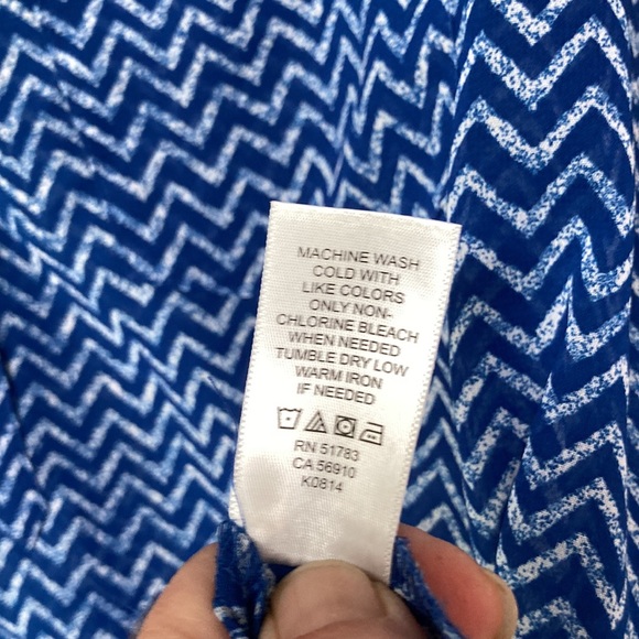 Maurice’s | 3/4 Sleeve | Chevron | V Neck Blouse | Bright Blue |  XL - Picture 8 of 8